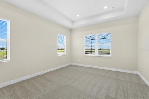 House in Bradenton, Florida 3 bedrooms, 221.01 sq.m. № 2203360 - photo 14