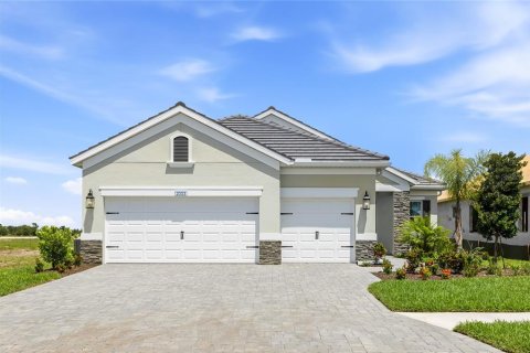 House in Bradenton, Florida 3 bedrooms, 221.01 sq.m. № 2203360
