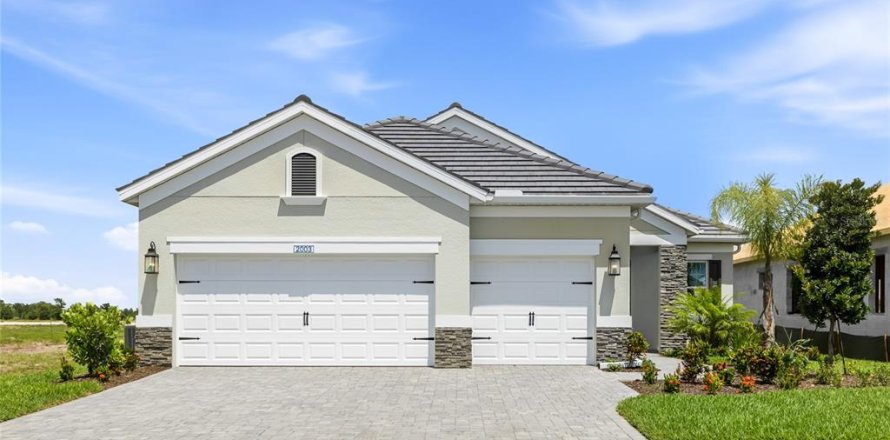 House in Bradenton, Florida 3 bedrooms, 221.01 sq.m. № 2203360