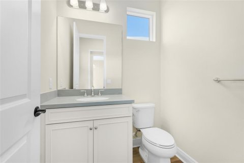 House in Bradenton, Florida 3 bedrooms, 221.01 sq.m. № 2203360 - photo 13