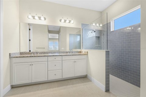 House in Bradenton, Florida 3 bedrooms, 221.01 sq.m. № 2203360 - photo 19