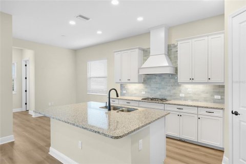 House in Bradenton, Florida 3 bedrooms, 221.01 sq.m. № 2203360 - photo 10