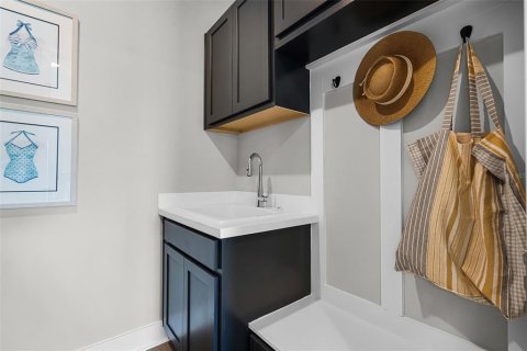 Casa en venta en Apopka, Florida, 5 dormitorios, 269.42 m2 № 2211166 - foto 8