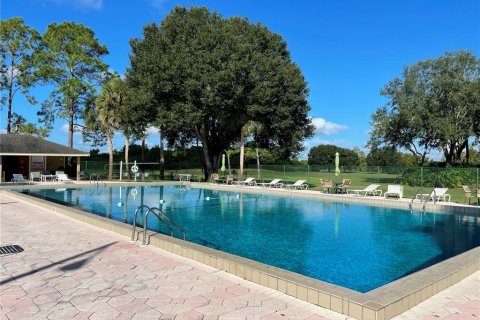 House in Winter Haven, Florida 2 bedrooms, 127.09 sq.m. № 1869396 - photo 29