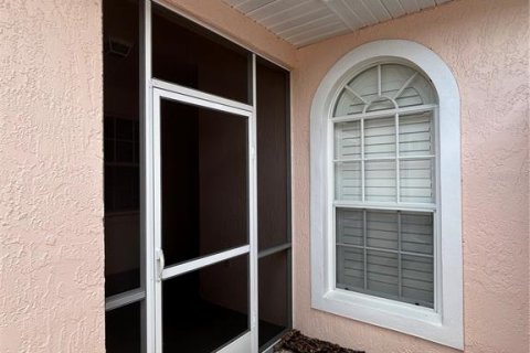 House in Winter Haven, Florida 2 bedrooms, 127.09 sq.m. № 1869396 - photo 24