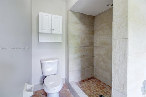 Casa en venta en Pembroke Pines, Florida, 4 dormitorios, 186.83 m2 № 1782061 - foto 17