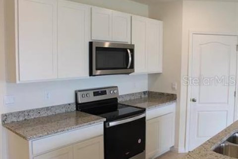 Villa ou maison à louer à Davenport, Floride: 4 chambres, 173.45 m2 № 2416640 - photo 3