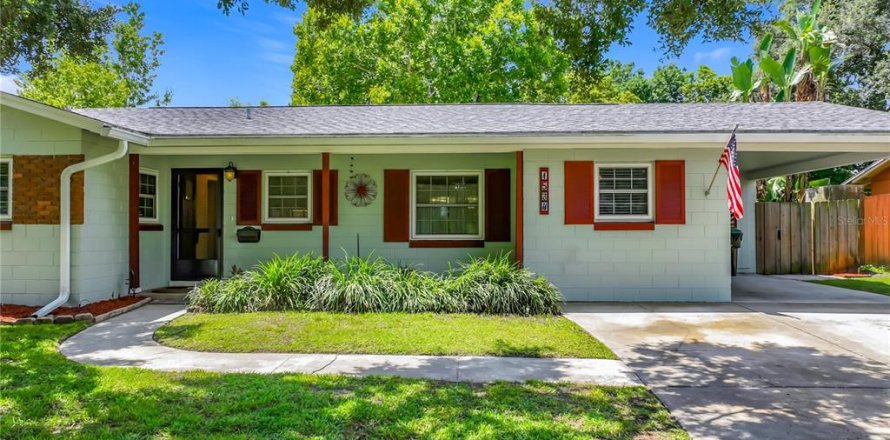 Casa en Orlando, Florida 3 dormitorios, 135.45 m2 № 2150854