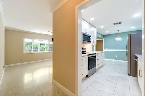 Casa en venta en Orlando, Florida, 3 dormitorios, 135.45 m2 № 2150854 - foto 9