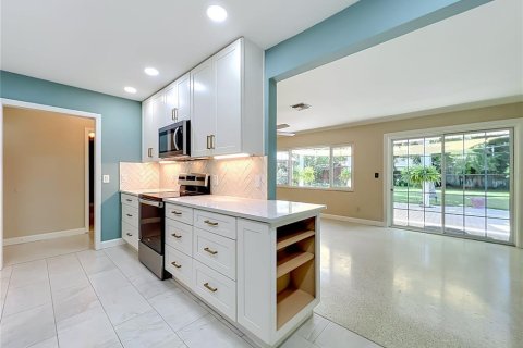 Casa en venta en Orlando, Florida, 3 dormitorios, 135.45 m2 № 2150854 - foto 13