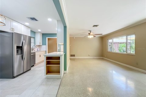 Casa en venta en Orlando, Florida, 3 dormitorios, 135.45 m2 № 2150854 - foto 5