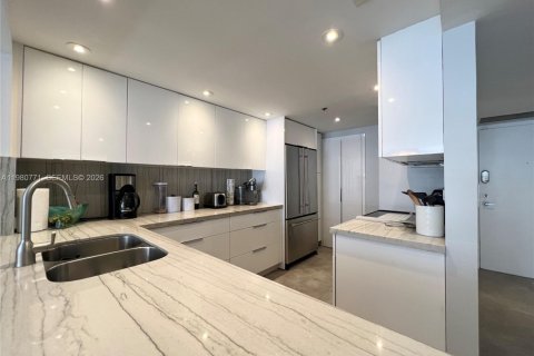 Снять в аренду кондоминиум в Майами, Флорида 2 спальни, 99.13м2, № 2043471 - фото 6