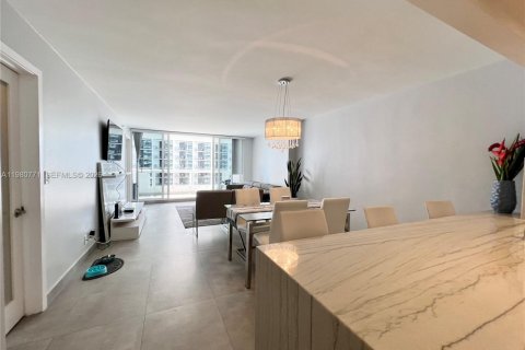 Снять в аренду кондоминиум в Майами, Флорида 2 спальни, 99.13м2, № 2043471 - фото 10