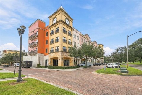 Immobilier commercial à Orlando, Floride 202.53 m2 № 2431892