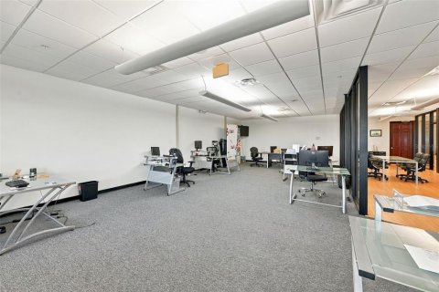 Immobilier commercial à louer à Orlando, Floride: 202.53 m2 № 2431892 - photo 29