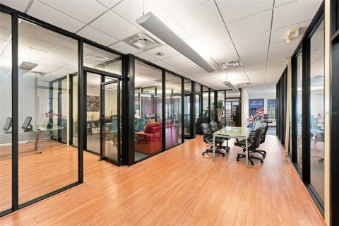 Immobilier commercial à louer à Orlando, Floride: 202.53 m2 № 2431892 - photo 21