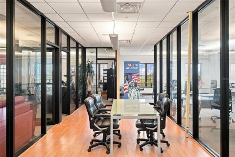 Immobilier commercial à louer à Orlando, Floride: 202.53 m2 № 2431892 - photo 20