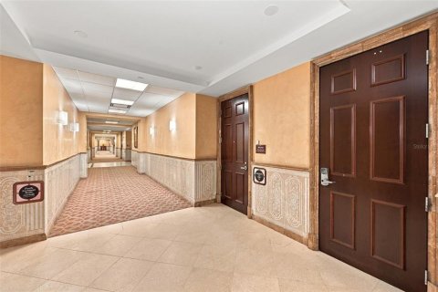 Immobilier commercial à louer à Orlando, Floride: 202.53 m2 № 2431892 - photo 15