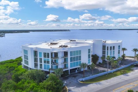 Condominio en alquiler en Englewood, Florida, 3 dormitorios, 156.63 m2 № 1915307 - foto 3