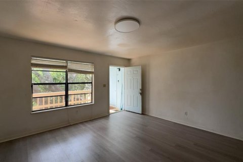 Appartement à louer à Gainesville, Floride: 2 chambres, 57.13 m2 № 2384141 - photo 7
