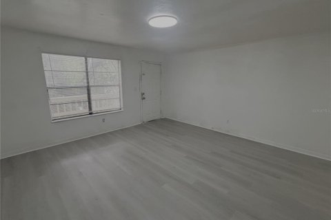 Appartement à louer à Gainesville, Floride: 2 chambres, 57.13 m2 № 2384141 - photo 6