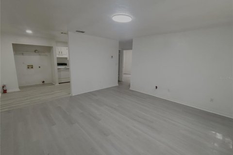 Appartement à louer à Gainesville, Floride: 2 chambres, 57.13 m2 № 2384141 - photo 5