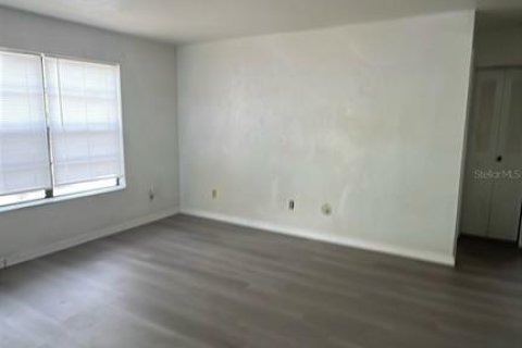 Appartement à louer à Gainesville, Floride: 2 chambres, 57.13 m2 № 2384141 - photo 8