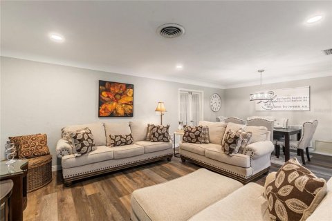 Купить виллу или дом в Сент-Питерсберг, Флорида 6 комнат, 165.55м2, № 2424297 - фото 13