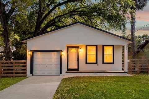 Casa en Orlando, Florida 3 dormitorios, 141.03 m2 № 2116346