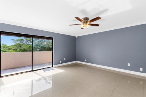 Купить кондоминиум в Плантация, Флорида 3 спальни, 170.94м2, № 1986450 - фото 26
