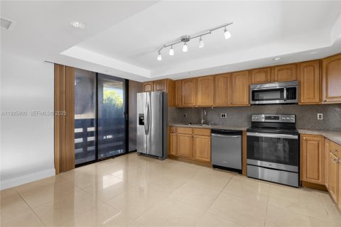 Купить кондоминиум в Плантация, Флорида 3 спальни, 170.94м2, № 1986450 - фото 11