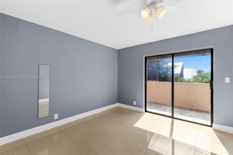 Купить кондоминиум в Плантация, Флорида 3 спальни, 170.94м2, № 1986450 - фото 24