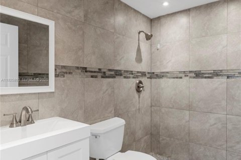 Купить кондоминиум в Плантация, Флорида 3 спальни, 170.94м2, № 1986450 - фото 17