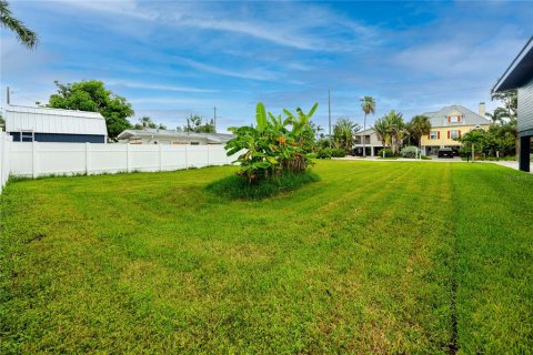 Land in Indian Rocks Beach, Florida № 1894695 - photo 8