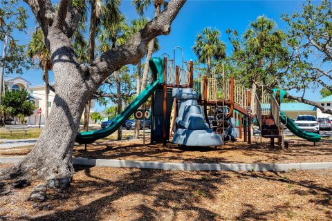 Land in Indian Rocks Beach, Florida № 1894695 - photo 16