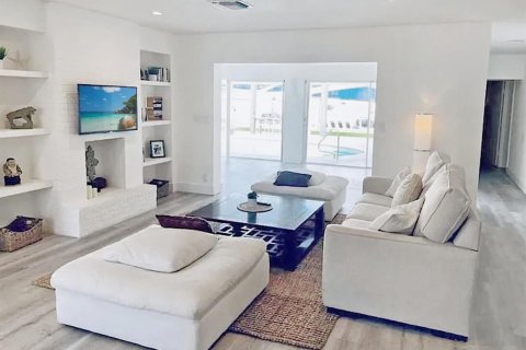 Villa ou maison à louer à Fort Lauderdale, Floride: 3 chambres, 266.72 m2 № 2259968 - photo 2