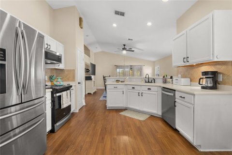 Villa ou maison à vendre à Spring Hill, Floride: 2 chambres, 118.26 m2 № 2149270 - photo 14