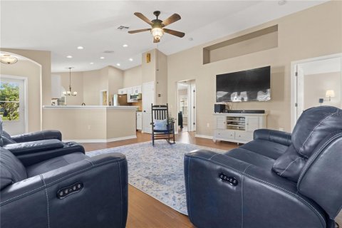 Villa ou maison à vendre à Spring Hill, Floride: 2 chambres, 118.26 m2 № 2149270 - photo 9