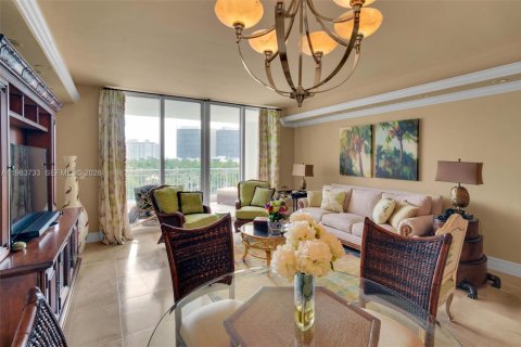 Купить кондоминиум в Бей-Харбор-Айлендс, Флорида 2 спальни, 140.1м2, № 2051702 - фото 8