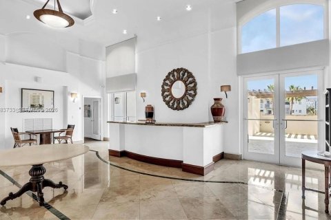 Купить кондоминиум в Бей-Харбор-Айлендс, Флорида 2 спальни, 140.1м2, № 2051702 - фото 29