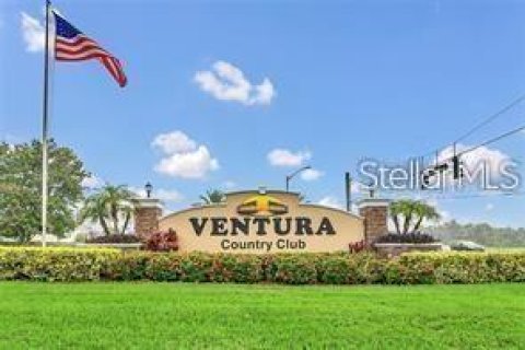 Condominio en alquiler en Orlando, Florida, 2 dormitorios, 76.18 m2 № 2408537 - foto 2