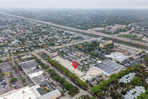 Immobilier commercial à vendre à Miami, Floride № 2047713 - photo 22