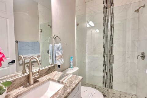 Купить виллу или дом в Лихай-Эйкерс, Флорида 3 комнаты, 218.97м2, № 2232437 - фото 13