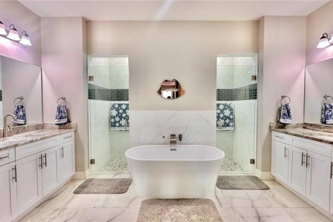 Купить виллу или дом в Лихай-Эйкерс, Флорида 3 комнаты, 218.97м2, № 2232437 - фото 22