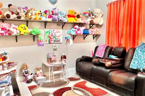 Купить виллу или дом в Лихай-Эйкерс, Флорида 3 комнаты, 218.97м2, № 2232437 - фото 25