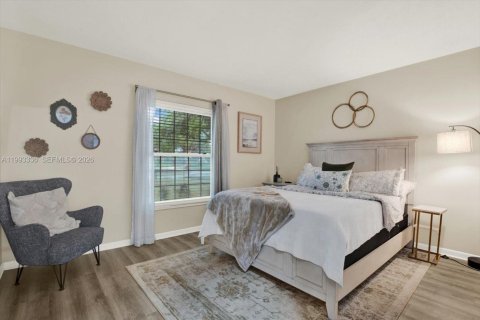 House in Tampa, Florida 3 bedrooms, 166.3 sq.m. № 2055607 - photo 13