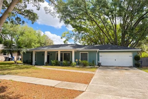 Villa ou maison à vendre à Tampa, Floride: 3 chambres, 166.3 m2 № 2055607 - photo 8