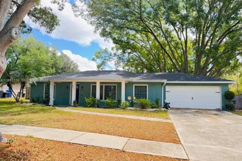 Villa ou maison à vendre à Tampa, Floride: 3 chambres, 166.3 m2 № 2055607 - photo 9