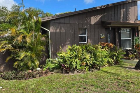 Condo in Pompano Beach, Florida, 2 bedrooms № 2081611 - photo 15