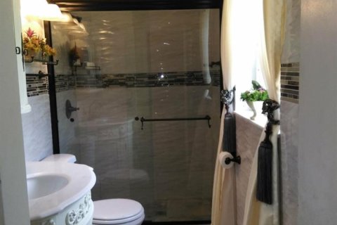 Condo in Pompano Beach, Florida, 2 bedrooms № 2081611 - photo 7